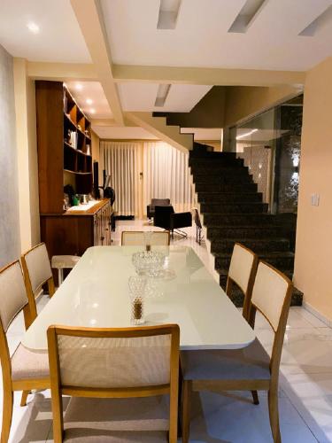 Casa Moderna com Energia Solar