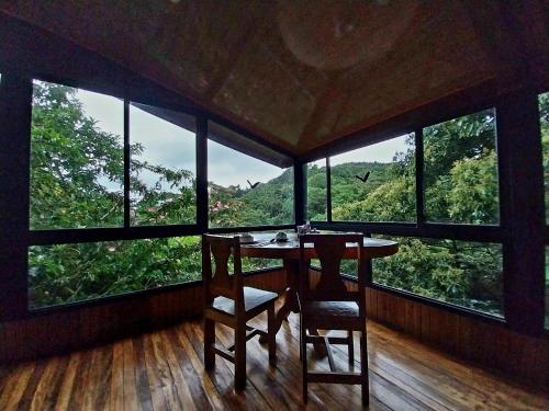 Restorāns, Belcruz family lodge in Los Tornos