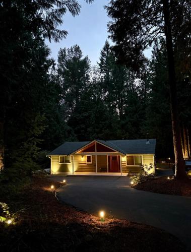 The Mossy Nook A Cozy Escape in the Woods! in อิสสาควาห์ (WA)