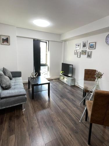 Cosy Modern 1-Bed Apartment, Бирмингем
