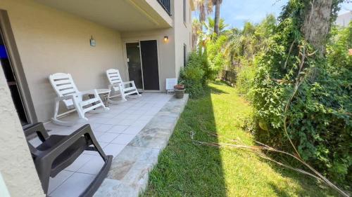 Island Condo 1st Floor Pool Patio condo - image 2