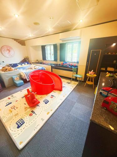 room detail thumbnail 0