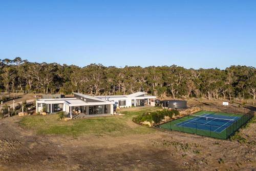 Hendon House - A Sprawling Family Estate, Yallingup