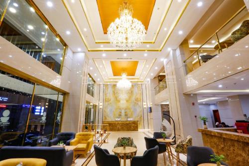 Diamond Pearl Hotel in Koh Pich