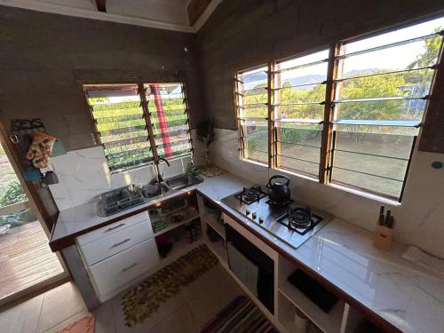 廚房, VALE at Nanumi Au Eco Village in 拉奇拉奇