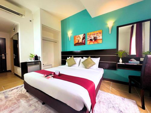 room detail thumbnail 0