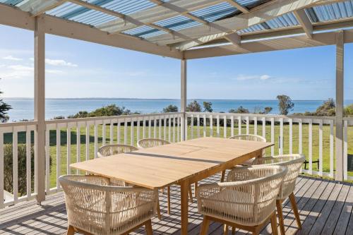 Casa Blanca Ventnor Beach in Ventnor