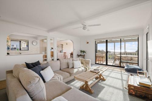 Casa Blanca Ventnor Beach in Ventnor