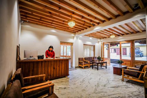 Vestíbulo, Paro Heritage Hotel in Paro