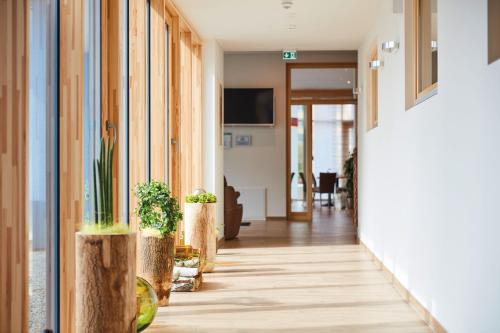 大堂, 維塔爾特爾姆GmbH酒店 (Vital Hotel an der Therme GmbH) in 巴特溫茨海姆