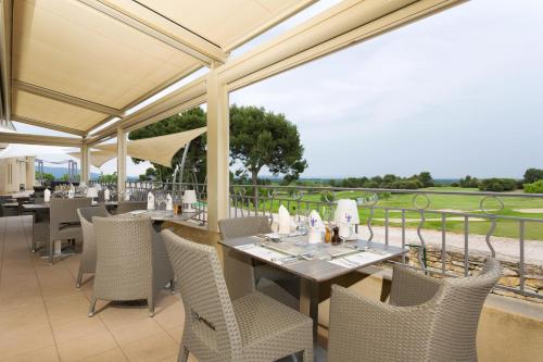 Madame Vacances Résidence Provence Country Club - image 13