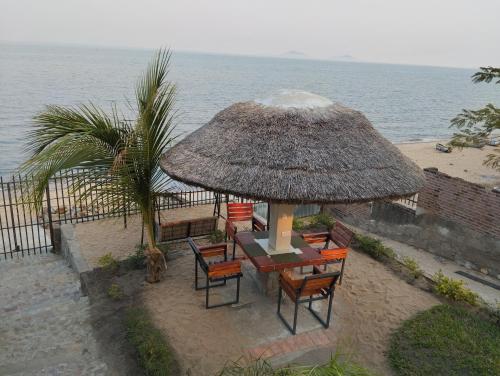 Silver Sands Holiday Resort  in Senga
