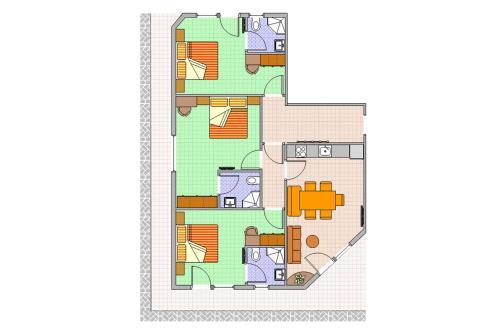 Three-Bedroom Apartment with Balcony