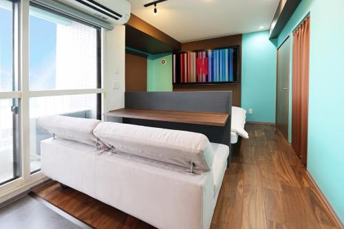 Toritonear402-with parking space K-bed1