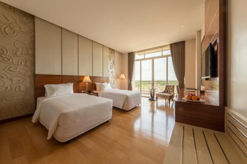 Garden City Hotel photo 3