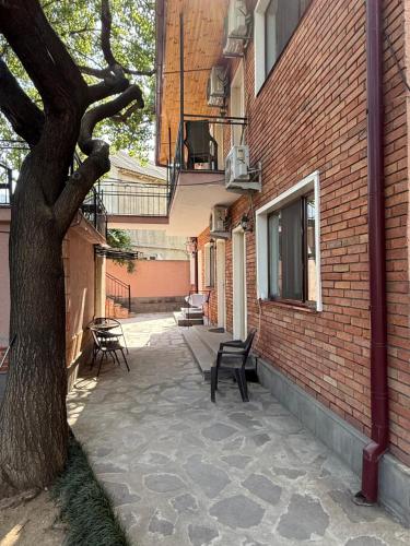 Emis Hotel – Tbilisi, MA