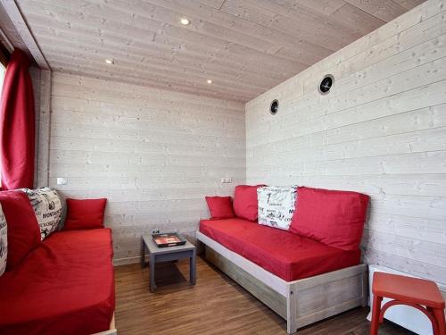 Appartement rénové 6 pers. avec balcon, au pied des pistes - FR-1-455-51 (Appartement renove 6 pers. avec balcon, au pied des pistes - FR-1-455-51) in La Plagne