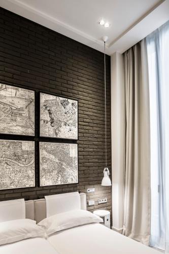 Midtown Apartments - image 5