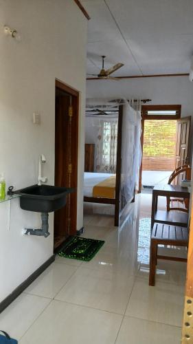 GREEN GARDEN REST - image 2