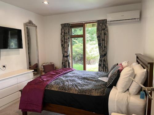 1 queen bed