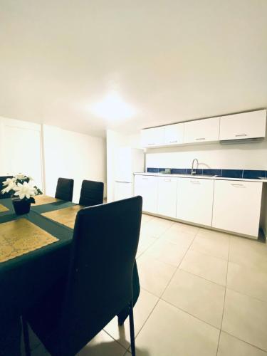 Удобства, Logement Proche gare de Villiers le bel, 20 mins de Paris , Stade 2 France, Aero CDG, Parc des expos in Arnouville