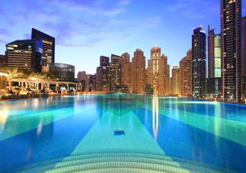JW Marriott Marina Residences, Dubaj