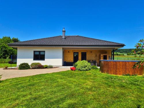 Ubytování nad přehradou (Ubytovani nad prehradou) in Bila Tremesna