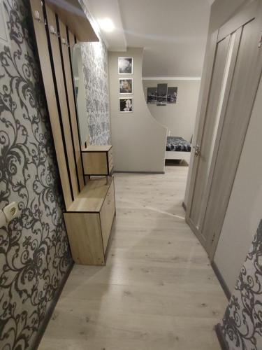 Однокімна квартира в центрі міста in Mirhoroda