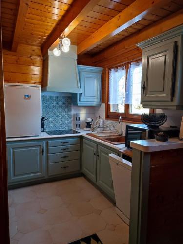 virtuve, Chalet Le Petit Prince in Menetrux-en-Joux