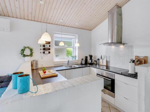 Holiday Home Evangelia - 1-2km from the sea by Interhome in Bogo