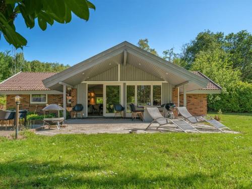 Holiday Home Sida - 600m from the sea by Interhome