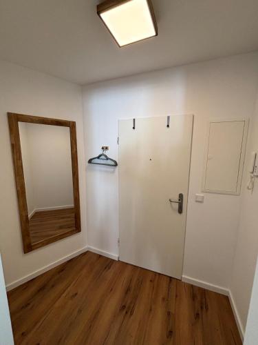 NEU Design Loft nähe Medienhafen mit Balkon, Düsseldorf (Foto 7)