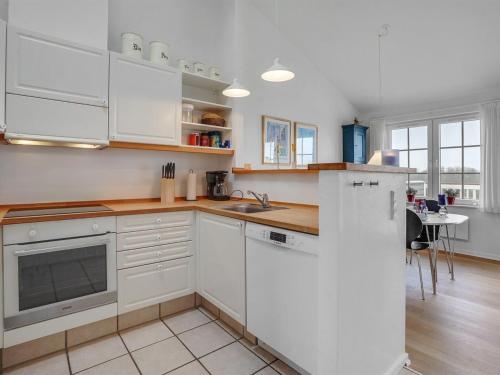 Holiday Home Marga - 400m from the sea by Interhome in โอเบนโร