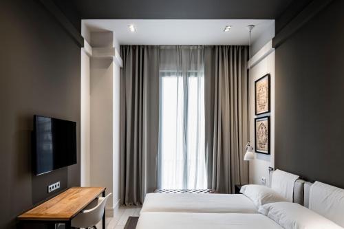 Midtown Apartments - image 10