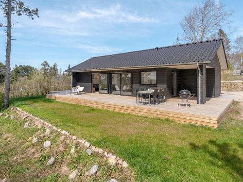  Holiday Home Haley - 150m from the sea by Interhome in Millinge
