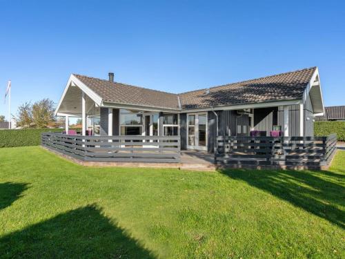  Holiday Home Sylvana - 400m from the sea by Interhome in Haderslev