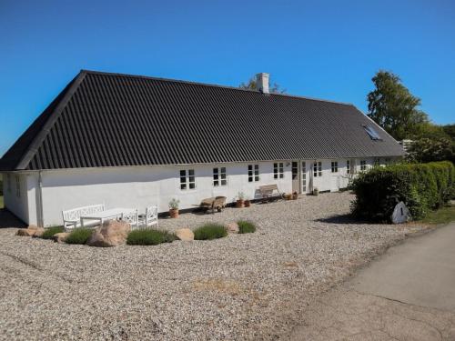 Holiday Home Harre - 300m from the sea by Interhome