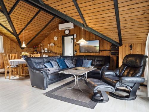 Holiday Home Elisej - 100m from the sea by Interhome in Stoense Udflyttere