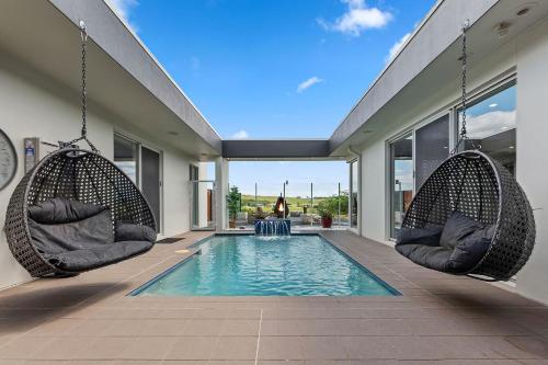 Koru Escapes, Luskintyre