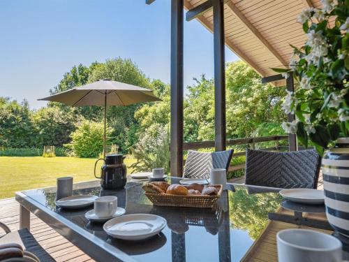 Holiday Home Hasti - 700m from the sea by Interhome in Stoense Udflyttere