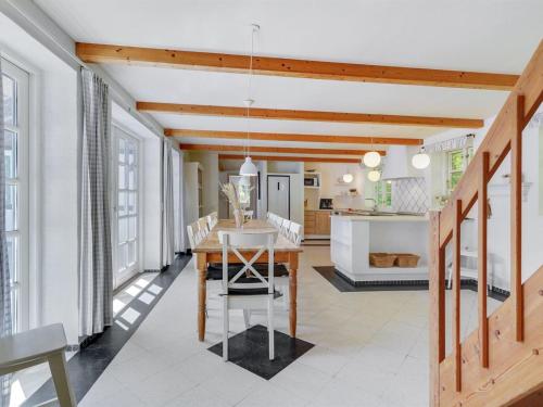 Holiday Home Sirkku - 320m from the sea by Interhome in Stoense Udflyttere