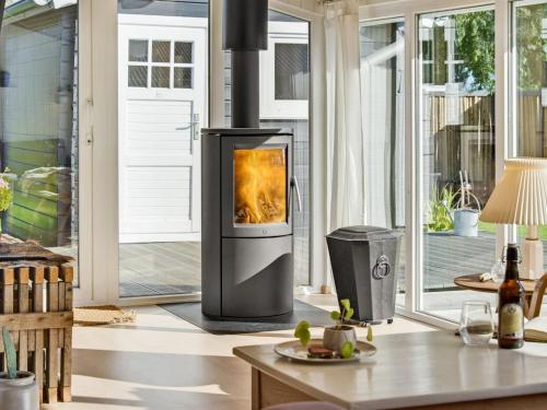 Holiday Home Florina - 700m from the sea by Interhome in 海爾斯明納