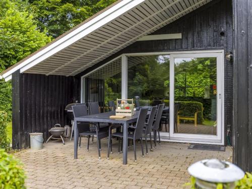  Holiday Home Corinna - 28km from the sea by Interhome in Toftlund