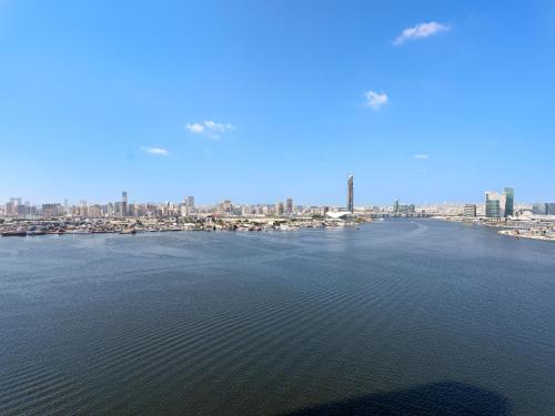 Creek Harbour Gem -Stylish 2BR with Stunning Views-17, Dubai (foto 5)