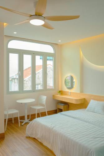 Tom's Homestay 2 - image 2