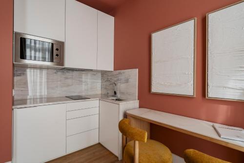 Vincci Baixa Suites Apartments - main image