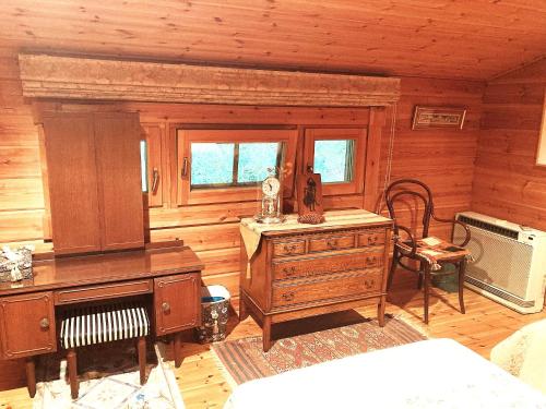 Top Hill woman only accommodation