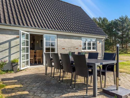 Holiday Home Merrit - 4-6km to the fjord by Interhome in Sonder Bork