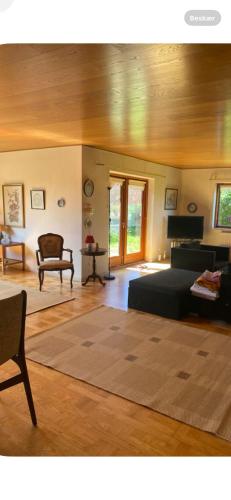 Flot hus med flot natur in Holeby