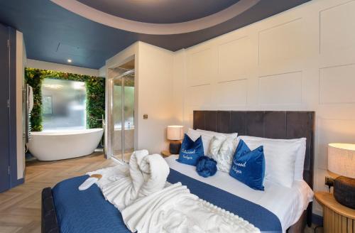 Oakwood Lodges with Hot tubs York in North Duffield